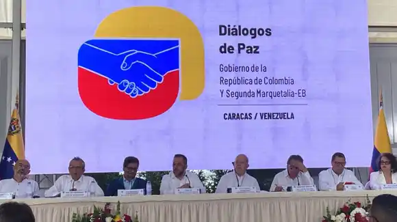 Tras dos años, reaparece Iván Márquez en la instalación de la mesa de diálogos de paz en Caracas (VIDEOS)