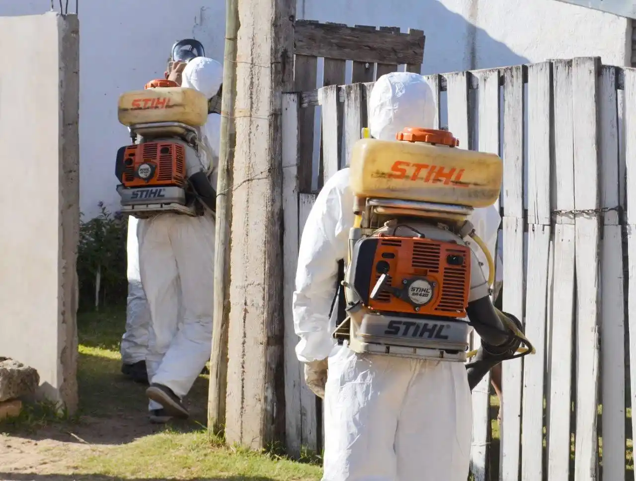 Provincia y Municipio realizan Operativos Bloqueos de prevención contra el Dengue 