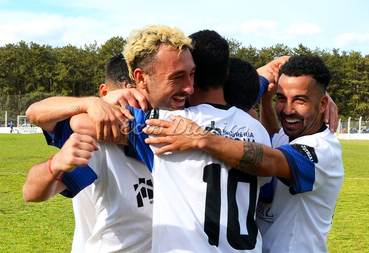 Villa del Parque bajo al campeón en una gran tarea