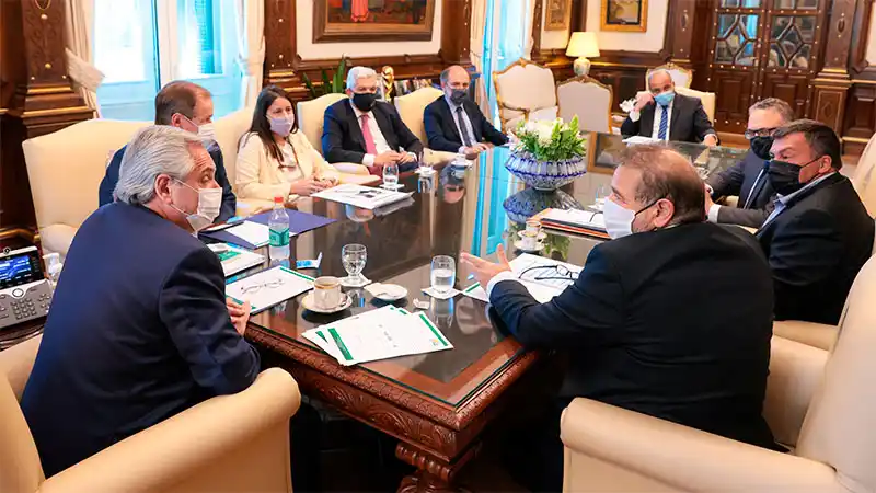 El Presidente se reunió con directivos del frigorífico incendiado en Gualeguay