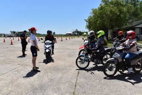 Seguridad Vial y Honda Motors Argentina llevaron adelante una capacitación para conductores locales