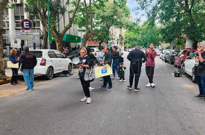 La familia de Rubén Dario Echeverry pide justicia en Tribunales a 12 años de su muerte