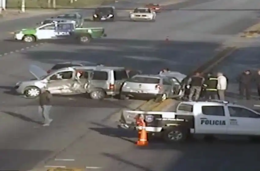Un muerto y tres heridos tras un fuerte accidente en Avenida Luro