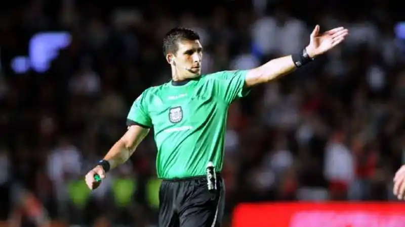 Merlos, designado para la visita de Junior a Uruguay