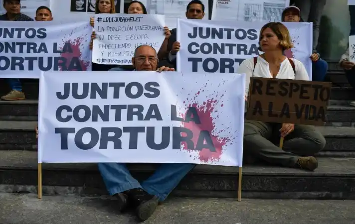 NI EN LA DICTADURA: 24 mecanismos de tortura utiliza el régimen contra los presos políticos