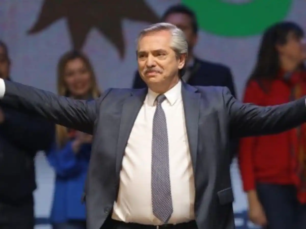 Alberto Fernández: “Yo me voy a ocupar del trabajo, la deuda y el hambre”