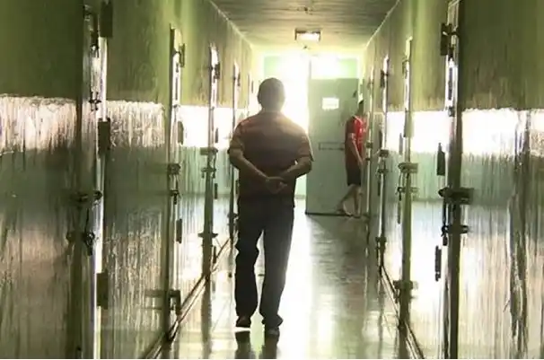 Apareció muerto en su celda excomisario acusado por coimas