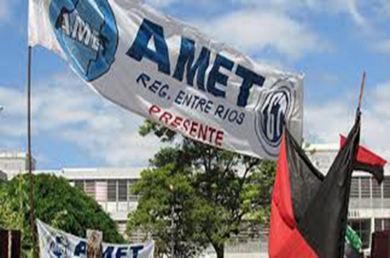 AMET realiza paro presencial y desconexión virtual