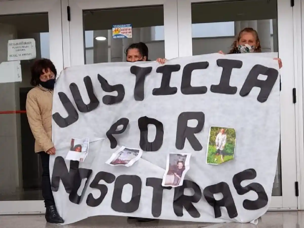 Condenaron a un profesor por abusar de 11 estudiantes