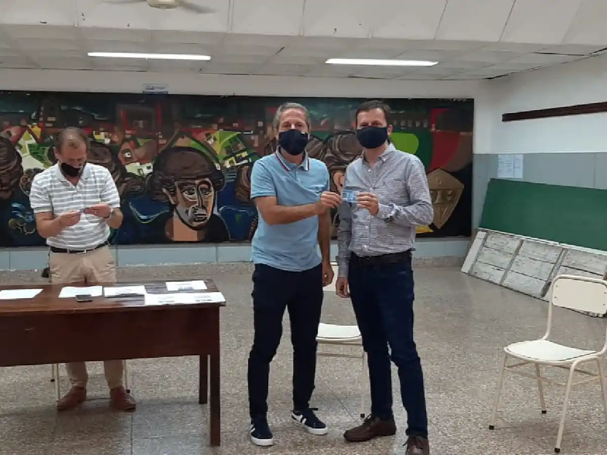  El municipio otorgó licencias especiales a concesionarias de automotores para su uso en la ciudad