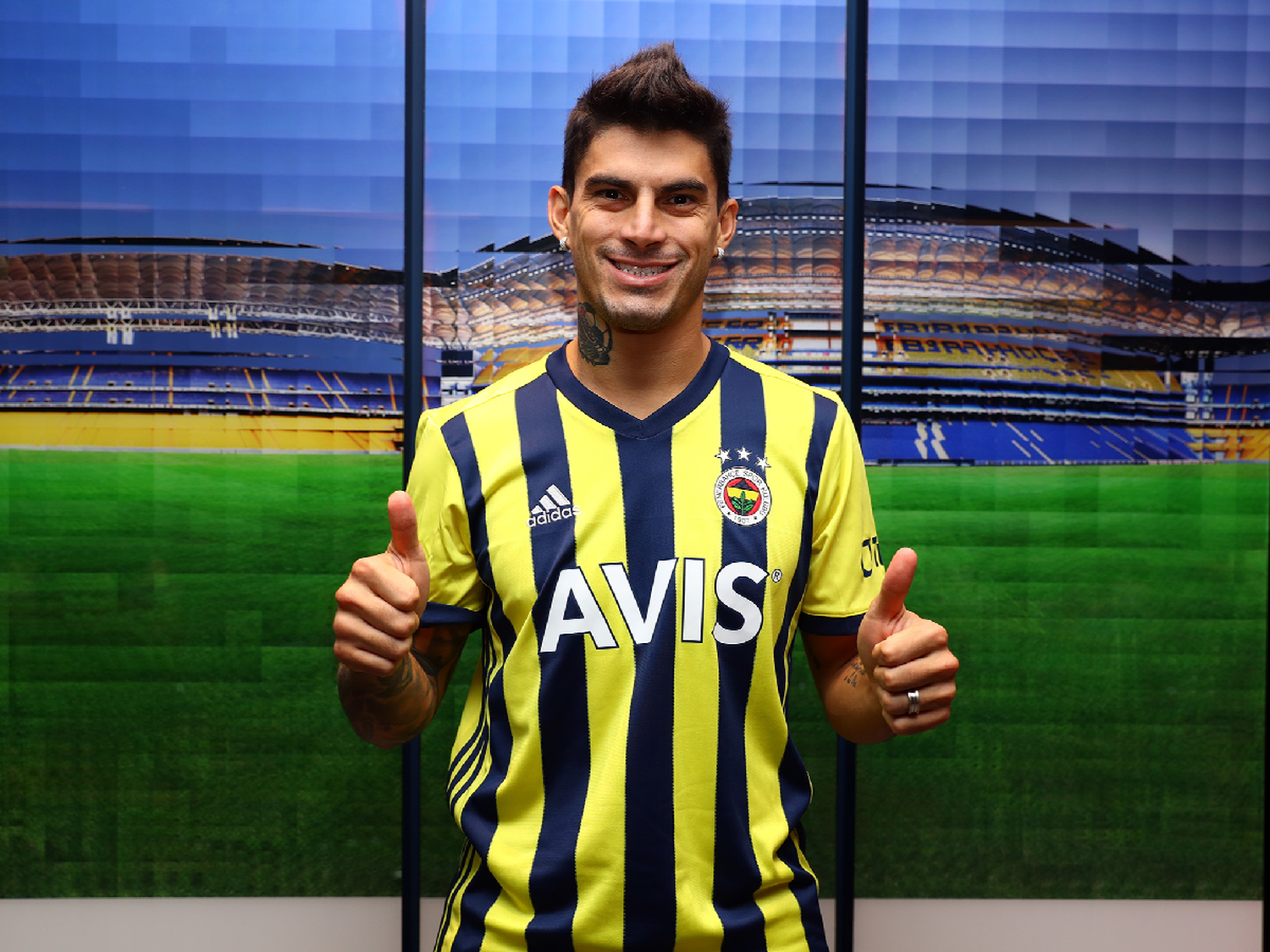 Diego Perotti pasó al Fenerbahçe