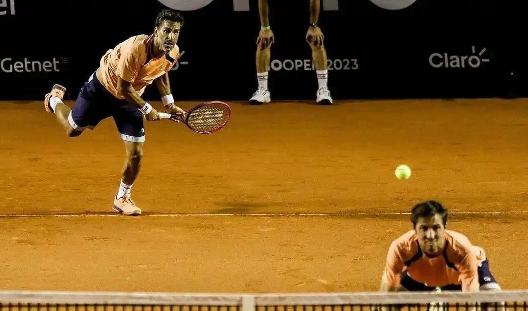 Buen debut para “Machi” y Molteni en el principado.