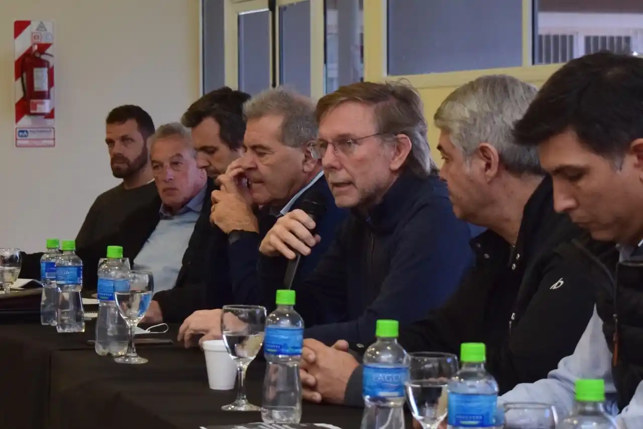 Entre Ríos define políticas de alcance regional para transformar materias primas en bioenergía