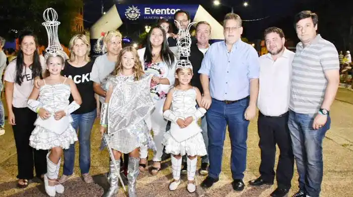 El Carnaval de los Pequeños Duendes hizo bailar de alegría