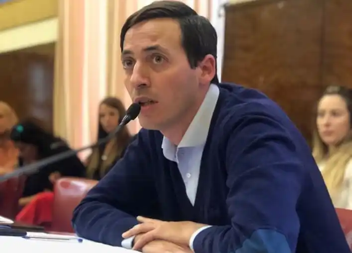 Bordaisco cruzó a Morro: “No es tan sencillo sentar 24 concejales detrás de una computadora”