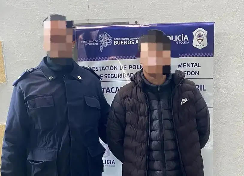 Durante el procedimiento, los efectivos identificaron al sujeto en el interior de la terminal.