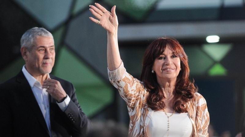 El FdT se prepara para la primera reunión de
la mesa política que convocó el Presidente