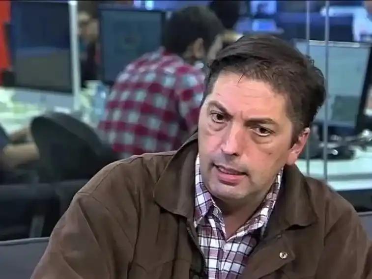Gustavo Lázzari.