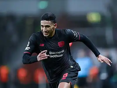 Fernández se lesionó en el duelo ante Friburgo.