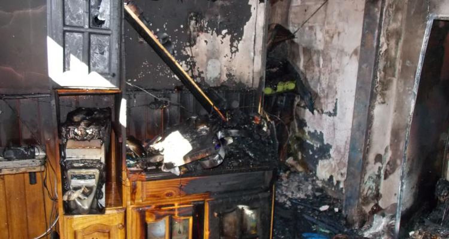 Destrucción total en una vivienda que se incendió
