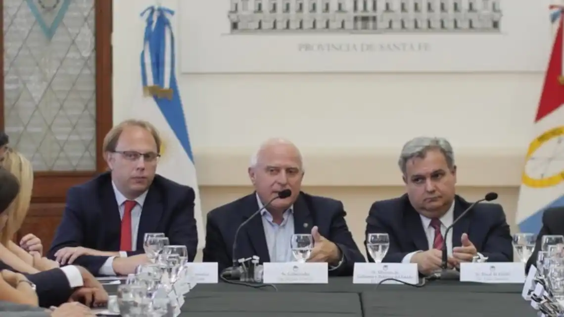 Entregaron fondos por casi 400 millones de pesos a municipios y comunas