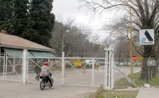 Cierran la planta de la empresa Alpargatas en Florencio Varela