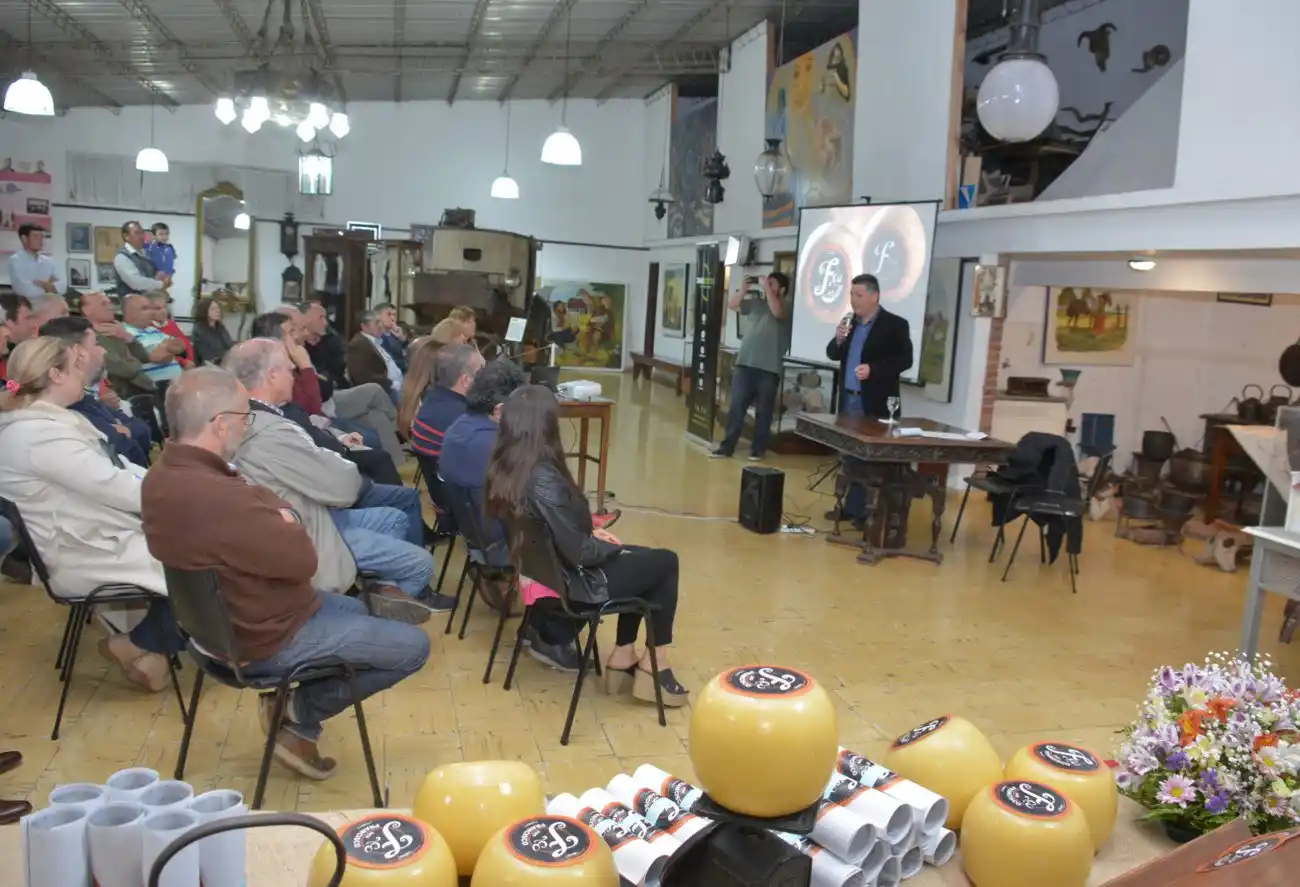 Presentaron el queso Don Francisco, un proyecto que recupera una historia familiar