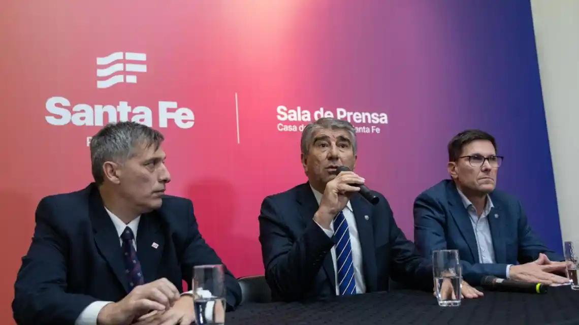 Pablo Olivares, Fabián Bastía y José Goity, dieron su parecer.