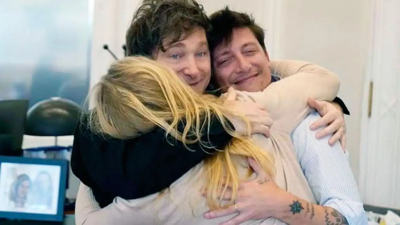 Juntos.