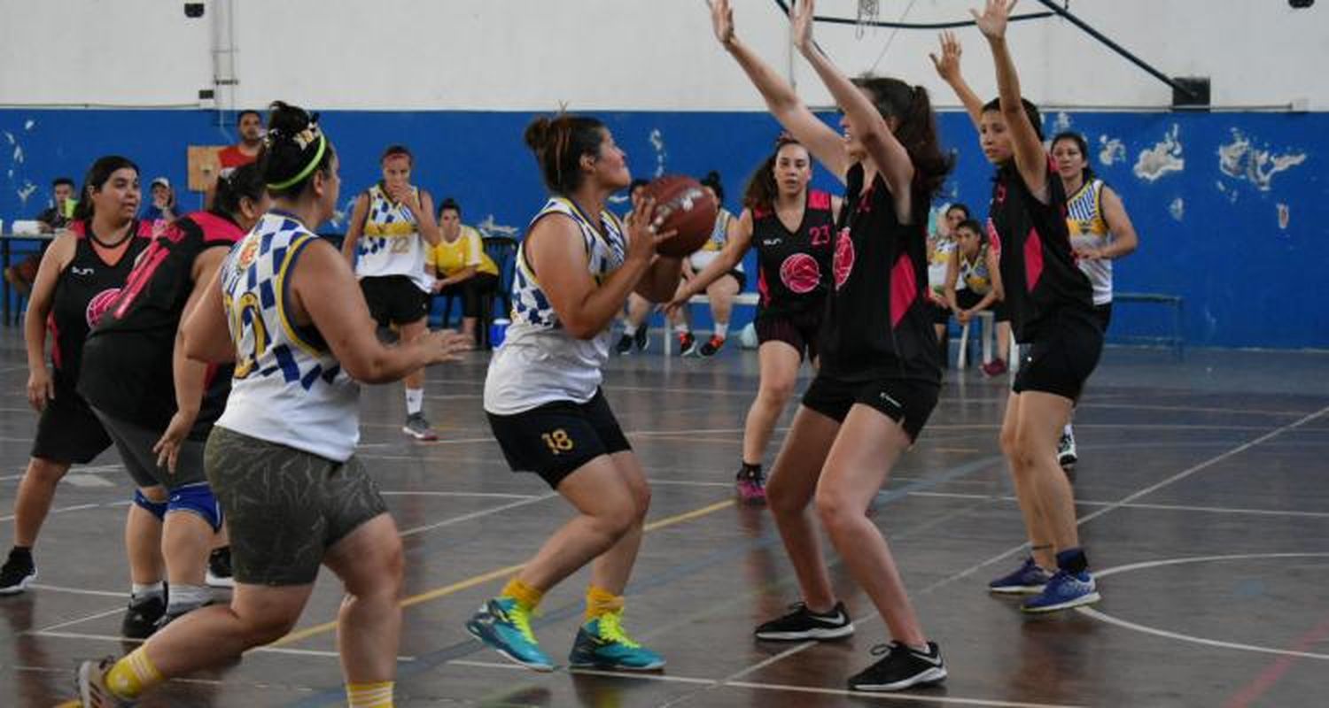 Torneo Local femenino: El fixture se completó en Los Andes con victorias de Paraná, Riberas y San Martín