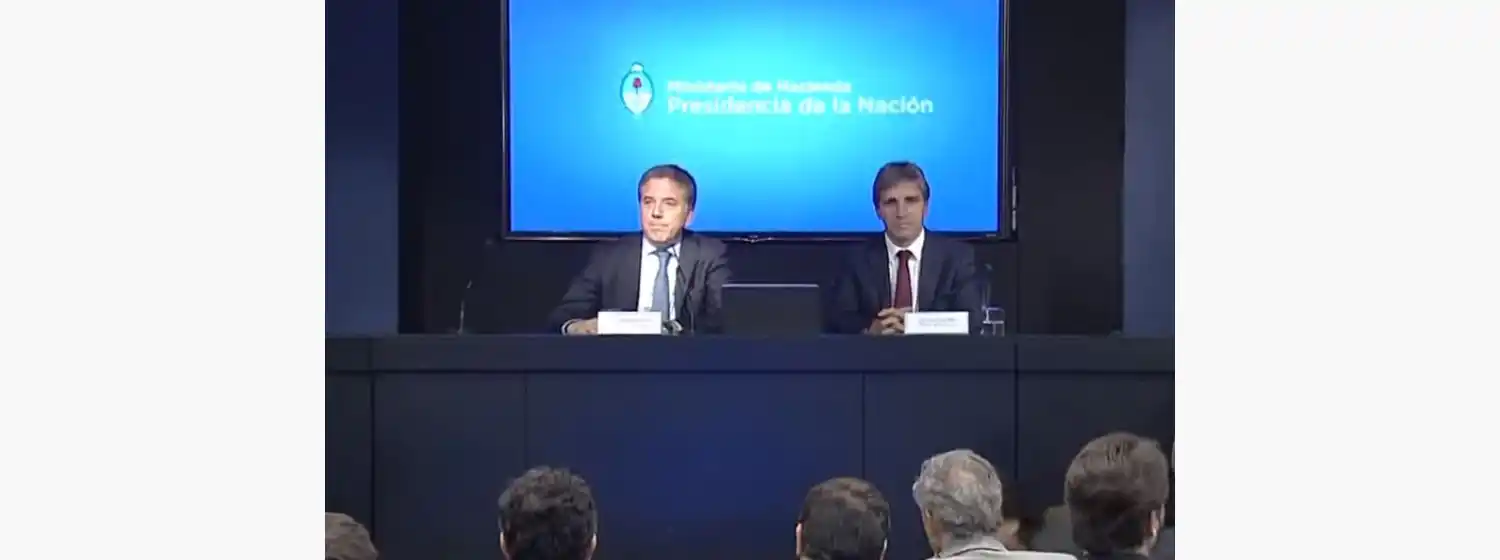 Pese a la suba del dolar, el gobierno ratificó la política fiscal