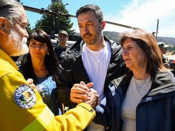 Luego de que se quemen 36 mil hectáreas, Bullrich fue a El Bolsón a anunciar una Agencia de Emergencias