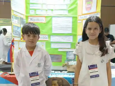 Dos alumnos de la Escuela N°94 Francisco Ramírez representan a Entre Ríos en la Feria de Educación de Misiones