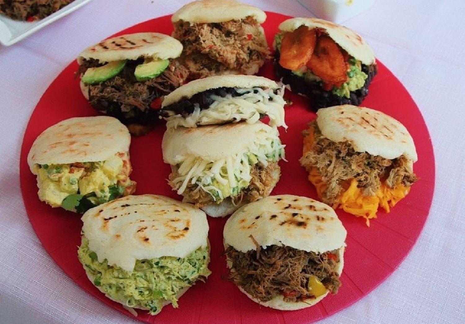 ¡VENEZUELA POR TODO LO ALTO! El Manchester City COMIÓ AREPAS y no juegan béisbol