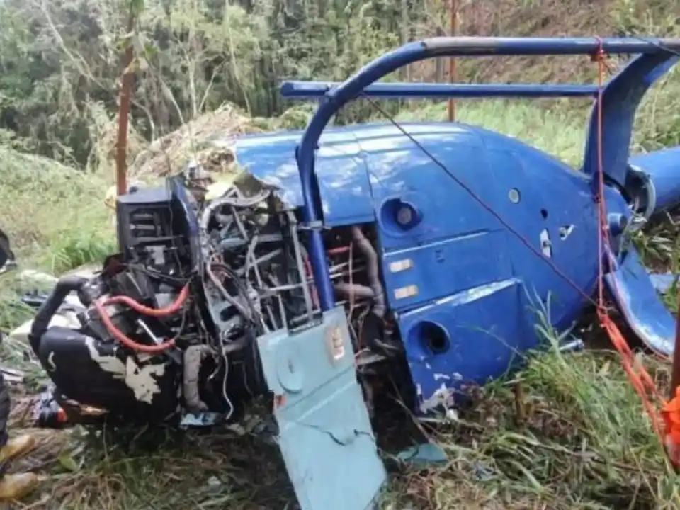 Dos muertos y dos sobrevivientes tras la caída de un helicóptero