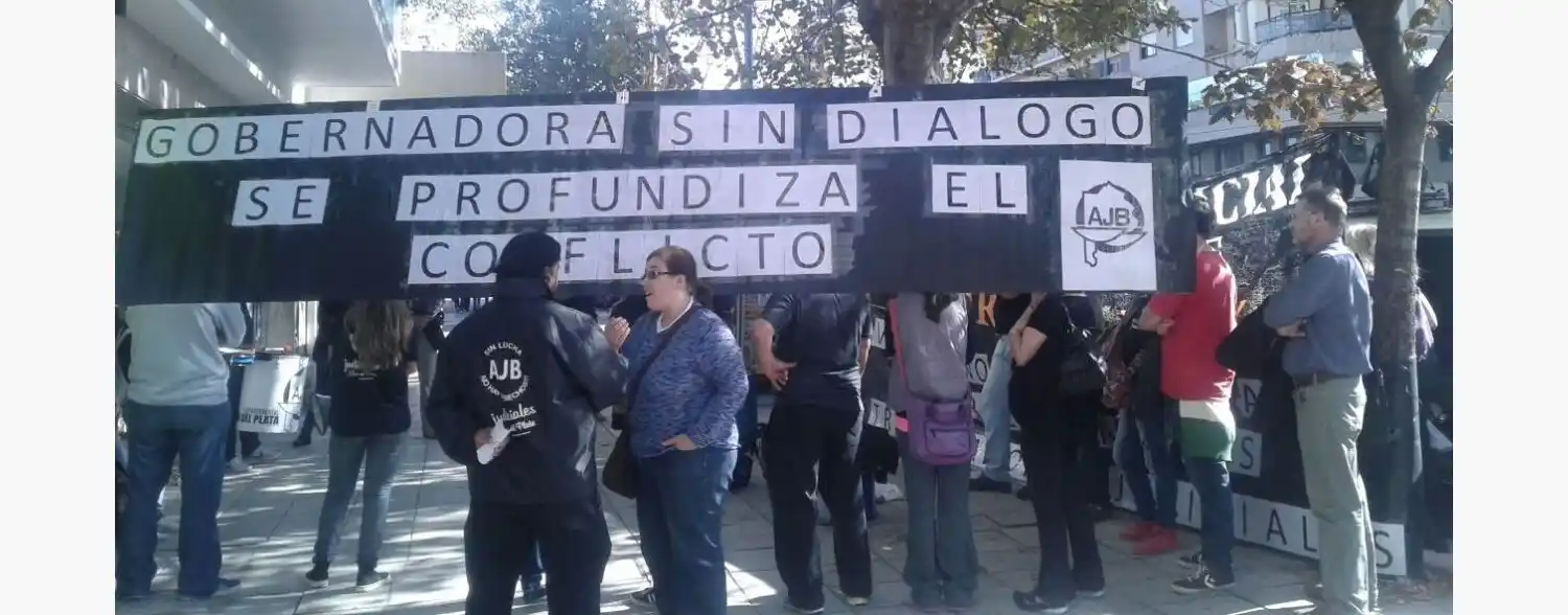 El Gobierno reabrirá el 2 de mayo la discusión paritaria con los judiciales