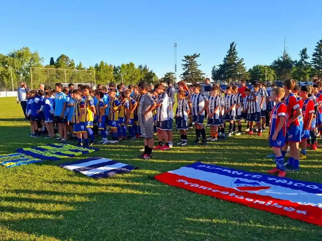 Los chicos de la categoría 2013 disputaron el Torneo "Coco Pascuttini". Foto: Gentileza