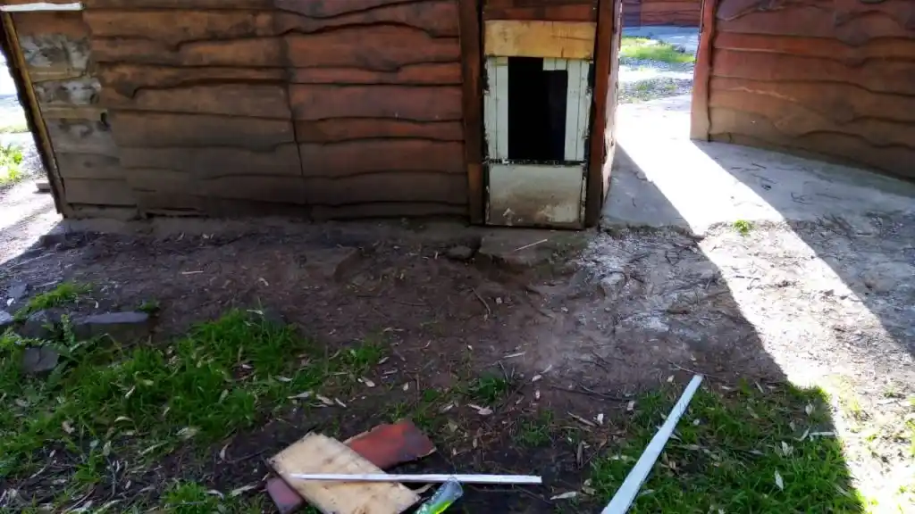 Vandalizaron el paseo de La Movediza, robaron mercadería y destrozaron stands