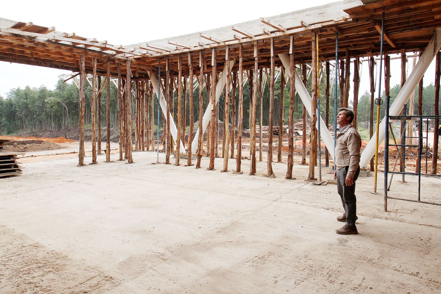 Después de haber concretado más de 400 obras públicas, la provincia deja otras 230 en ejecución