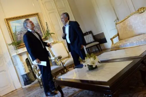 Macri, con el titular de la UCR como invitado, analizó con funcionarios el tema tarifario