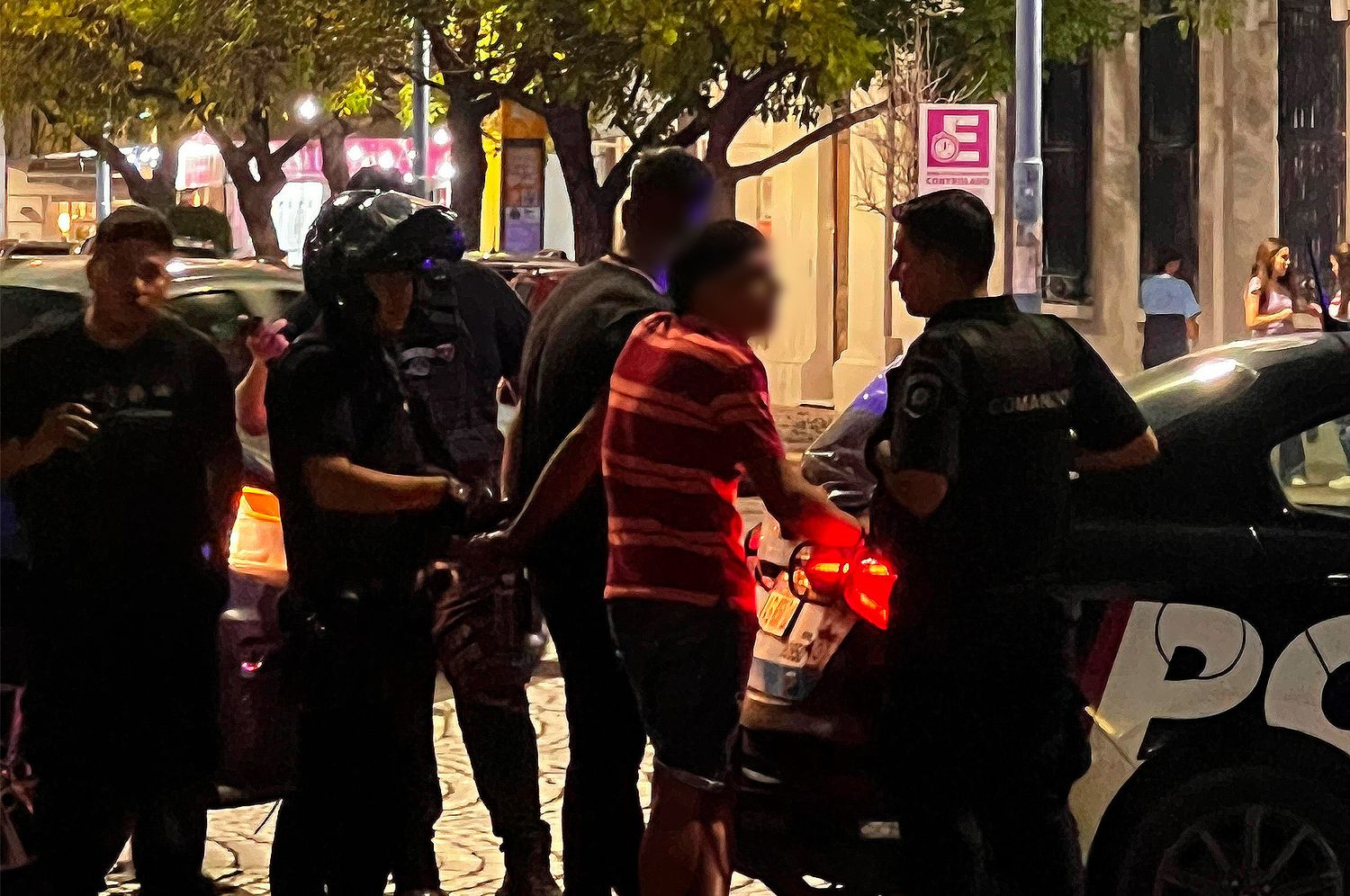 Confusa situación en el centro de Rafaela: demoraron a dos hombres por una supuesta estafa que no fue tal