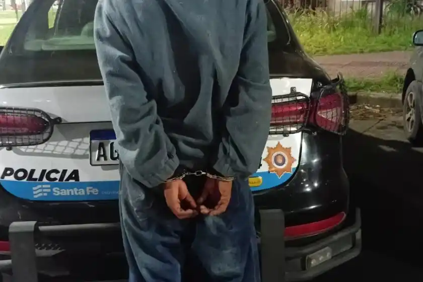 Entró a robar a una casa en zona oeste y quedó detenido