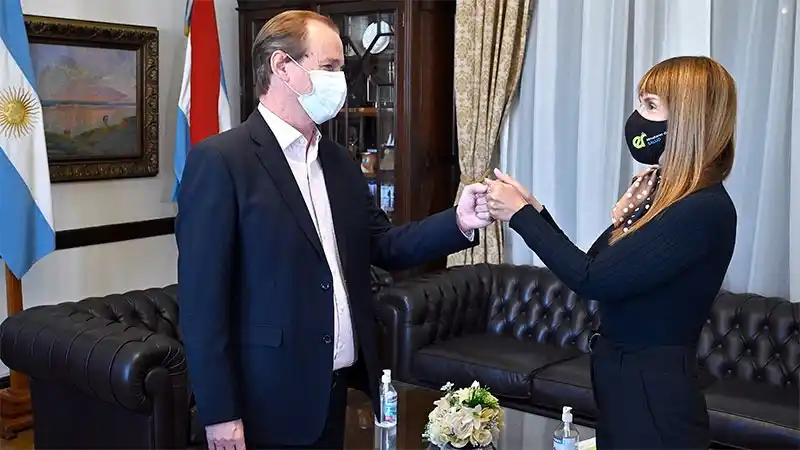 Bordet analizó la situación epidemiológica con la ministra Velázquez