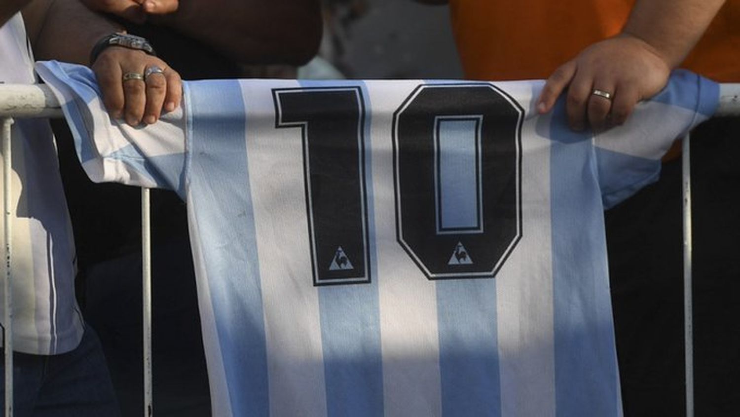 Fenómeno Maradona: Vecinos piden nombrar calles en homenaje al Diez