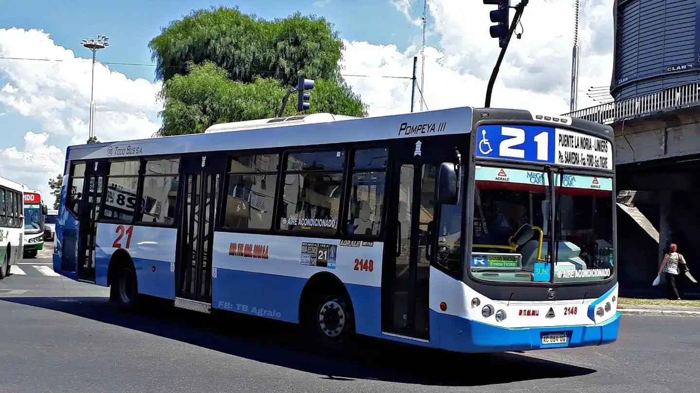 🚍 Paro de colectivos: qué líneas funcionan y cuáles no este martes 6 de mayo en el AMBA
