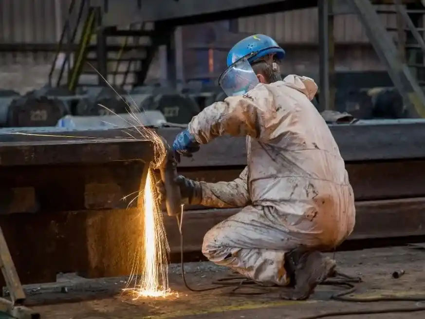 El avance fue el cuarto consecutivo, con 6 de 10 ramas mostrando una recuperación, señala el reporte.