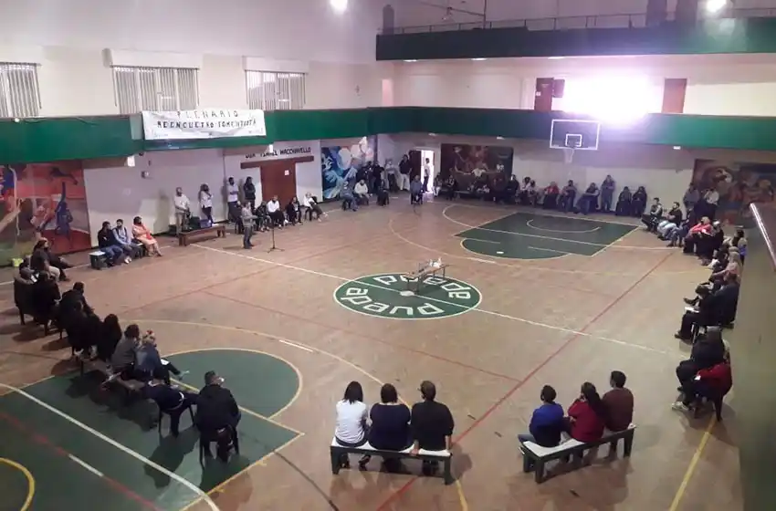 Con la participación de 50 Instituciones vecinales se realizó un plenario en APAND