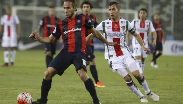 San Lorenzo pasó a semis con angustia en Chile
