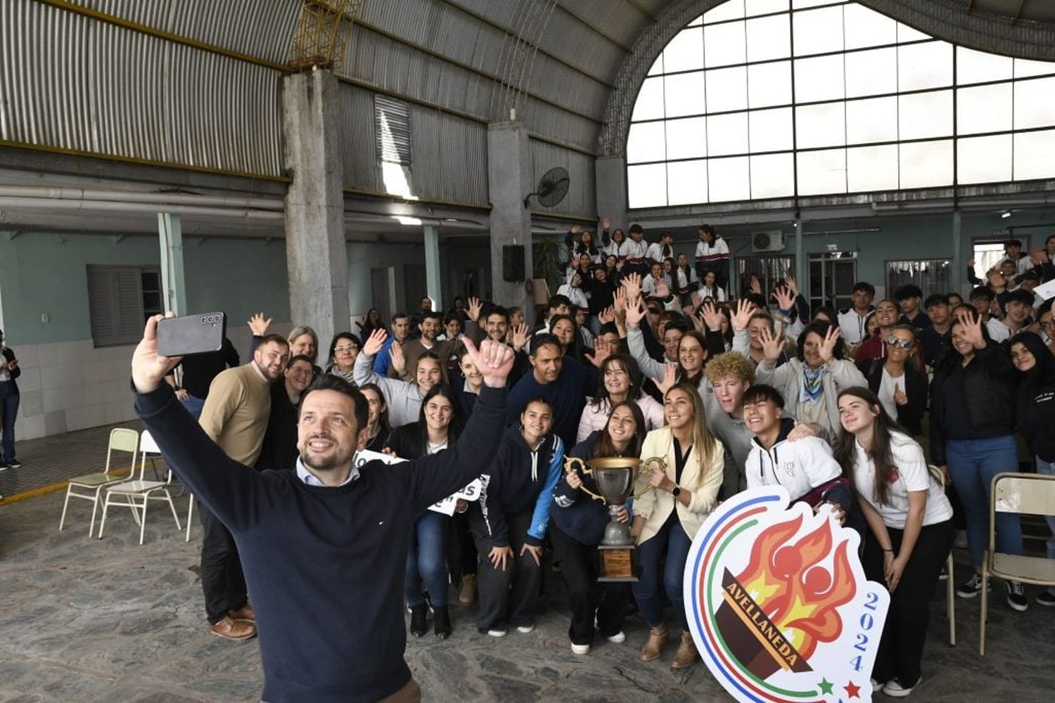 Avellaneda presentó la estudiantina 2024