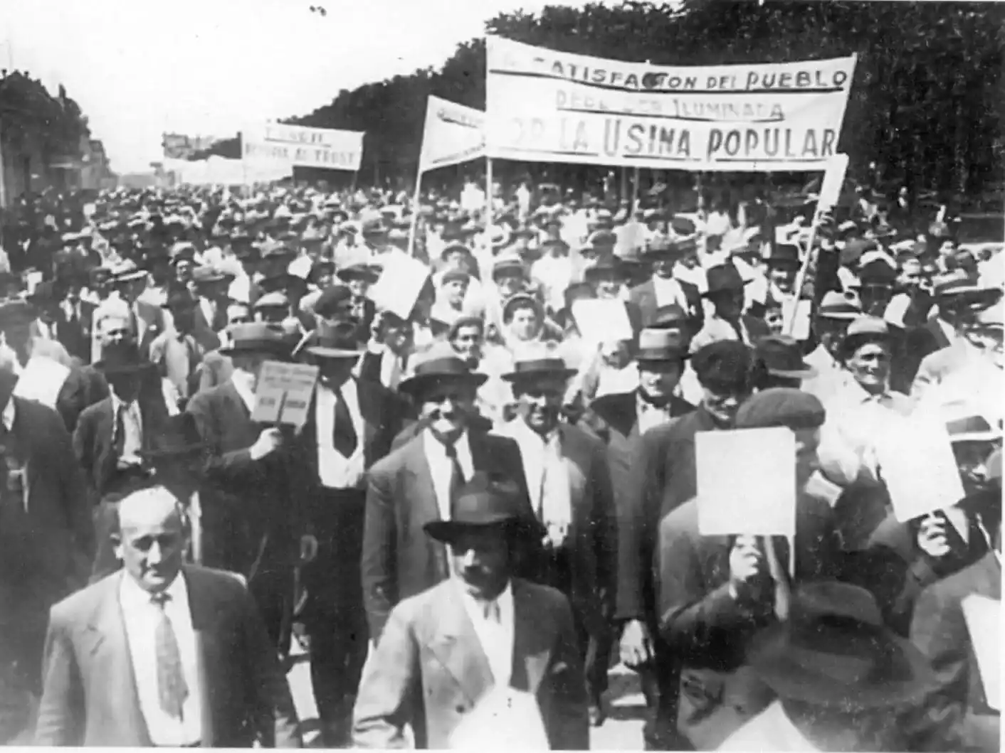 En 1936 la comunidad tandilense se manifestó en favor de la creación de la Usina Popular.